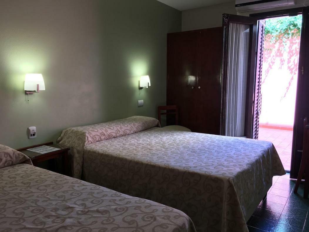 Bed and Breakfast Residencial Italia à Córdoba Extérieur photo