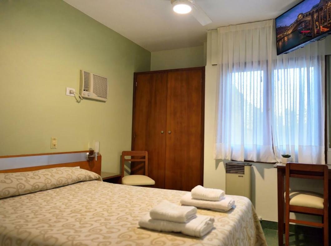 Bed and Breakfast Residencial Italia à Córdoba Extérieur photo